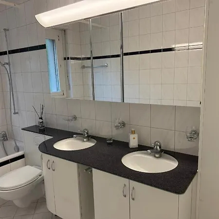 New In 3 Bedrooms And Spacious * Berne